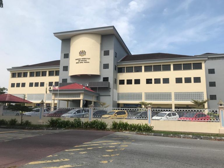 Bina Paint project - UiTM Shah Alam — Fakulti Senibina (Education)